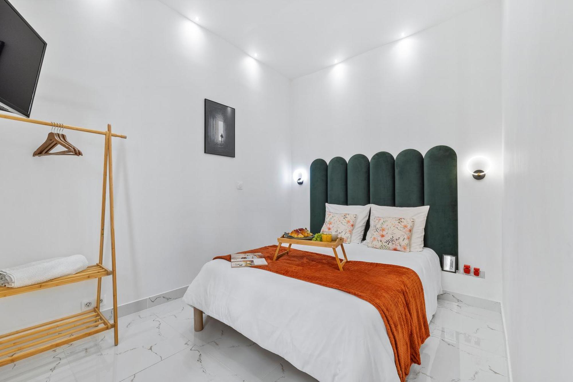 Apartamento 2 - Hyper Centre - Air-conditioned - Terrace - Quiet - Tramway - Equipped Kitchen - Wifi Nice